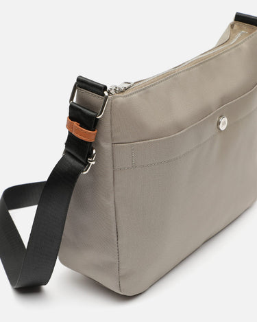 Ursulas Money Pocket von Misako Seitenansicht 