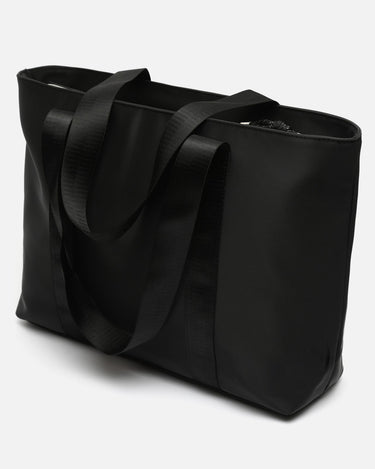 Austeru Tasche von Misako Gesamtansicht 