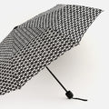 Pina Regenschirm von Misako Gesamtansicht 