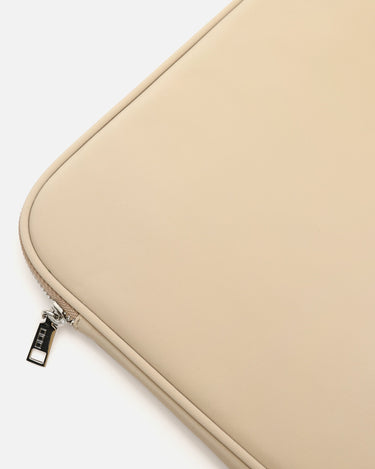 Delora Small Case 