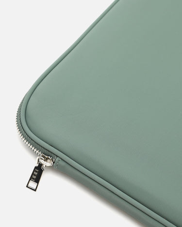Delora Small Case 