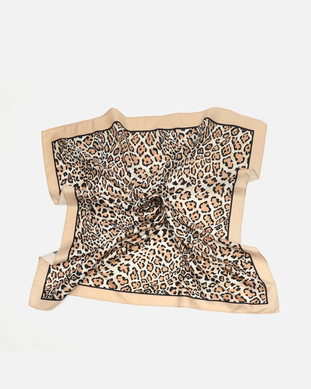 Leon Tuch mit Animal-Print-Muster