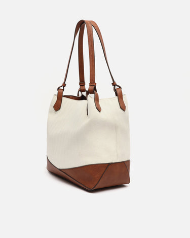 Nia Raffia 