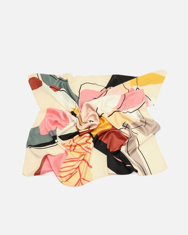 Akira Foulard 