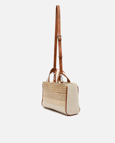 Seni Raffia 