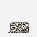 Saturnia monedero grande animal print 
