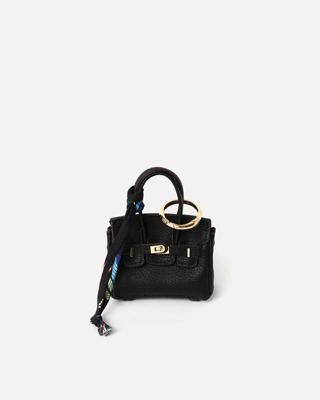 Bolsa tote com pendente chaveiro