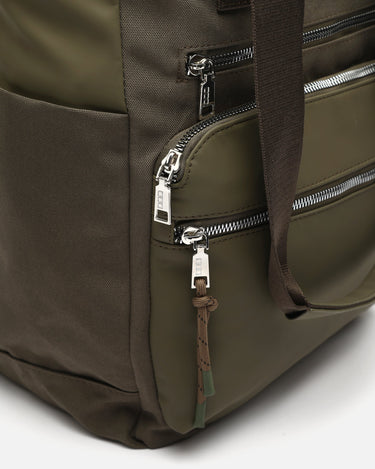 Capar mochila con bolsillo para portátil 13 pulgadas y asa de hombro 