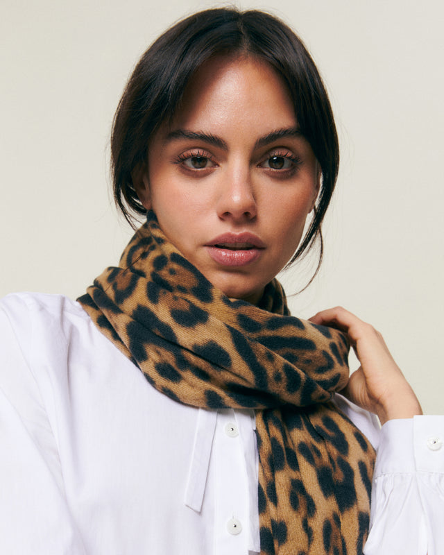 Ainara Maxi-Schal mit Animal-Print