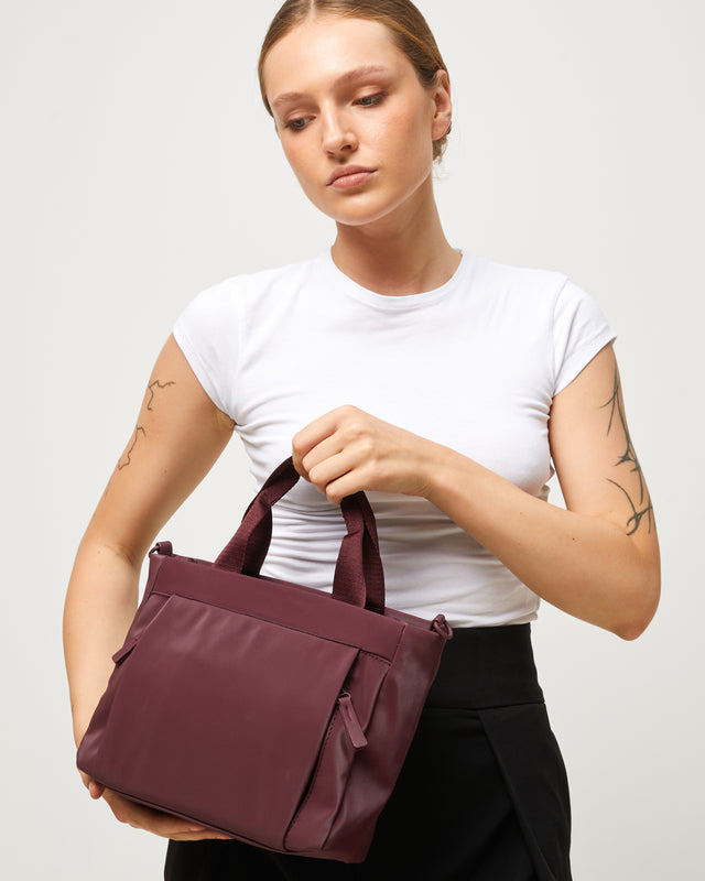Danelin bolso tote mediano en nylon con asa bandolera extraíble
