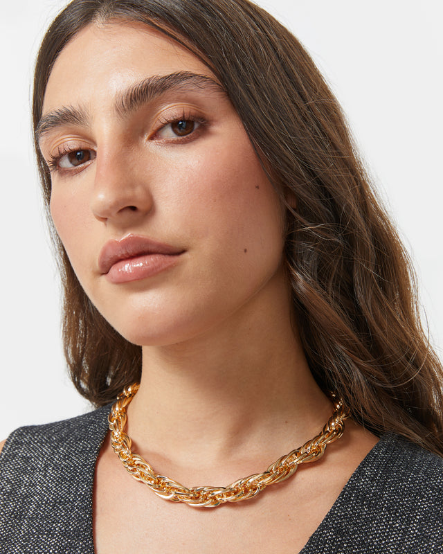 Omari korte ketting